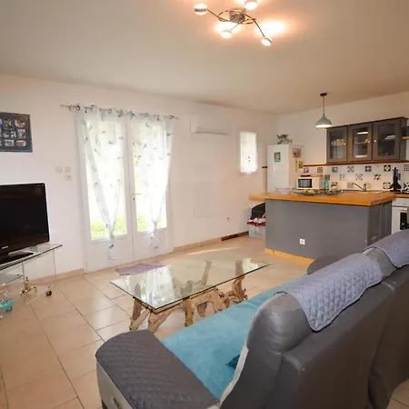 1 Bedroom In Holiday home *